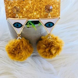 💋Mustard Pompón Earings